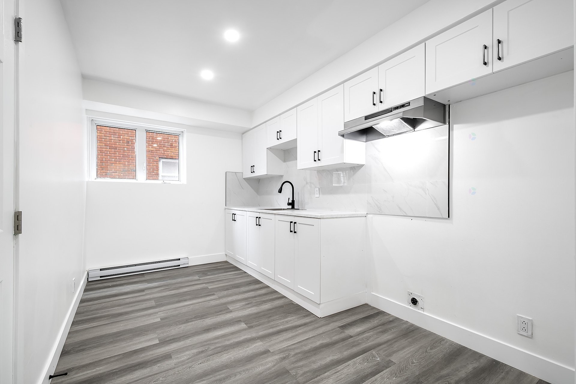 









59


Rue Philp

, 2,
Longueuil (Greenfield Park),




QC
J4R2J7

