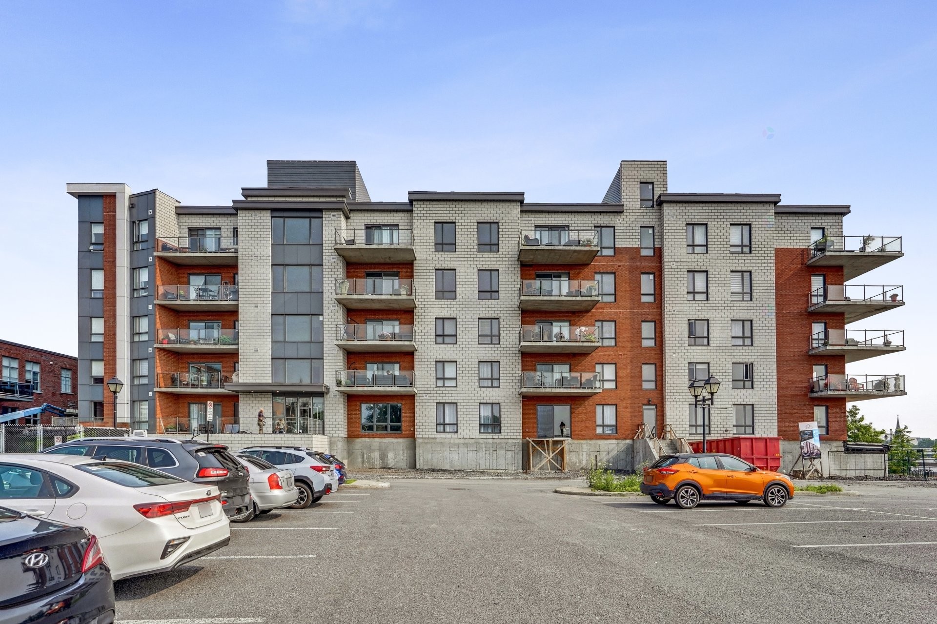 









75


Rue Richelieu

, 405,
Saint-Jean-sur-Richelieu,




QC
J3B6X2

