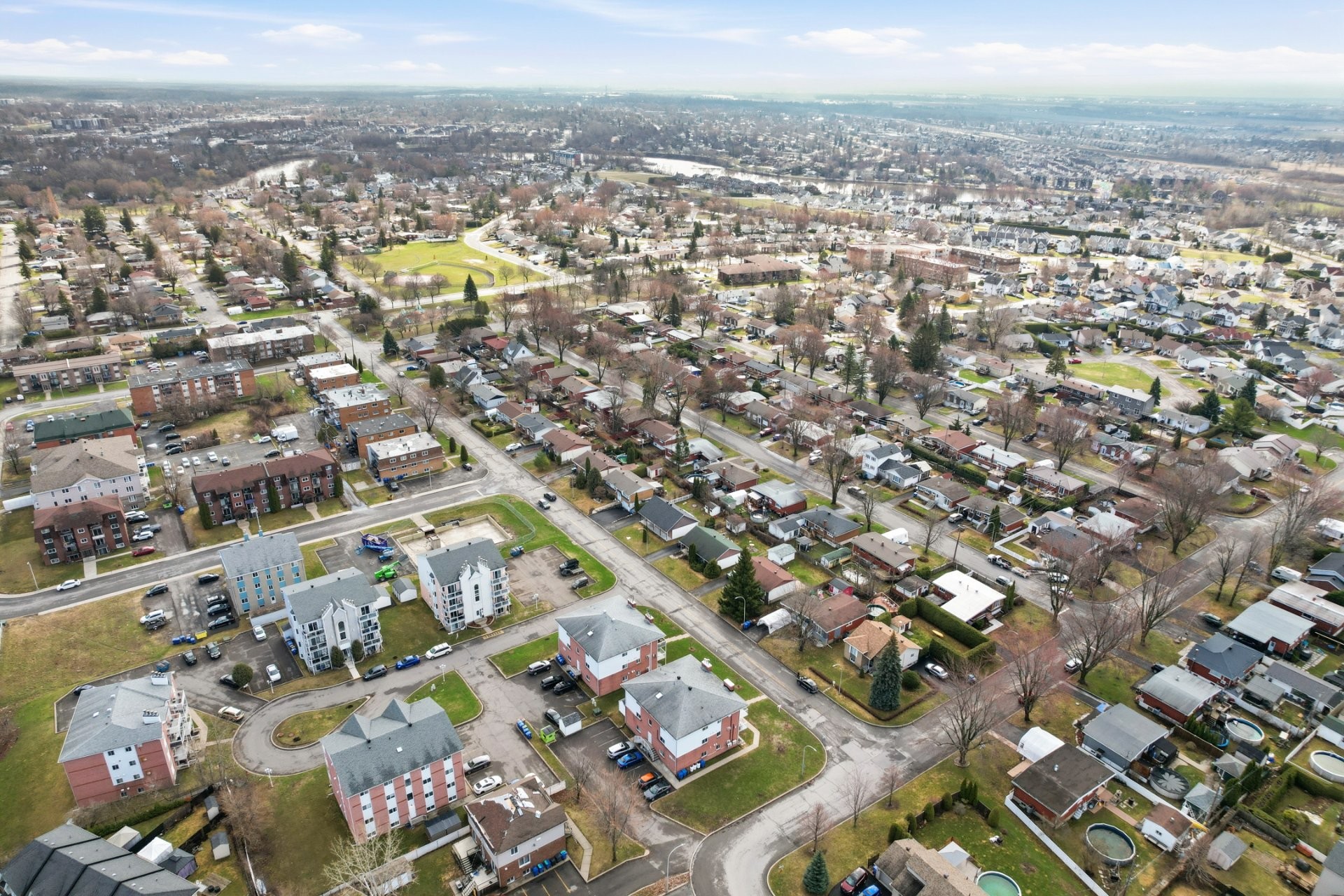 









112


Rue Richelieu

, 4,
Châteauguay,




QC
J6K5C3

