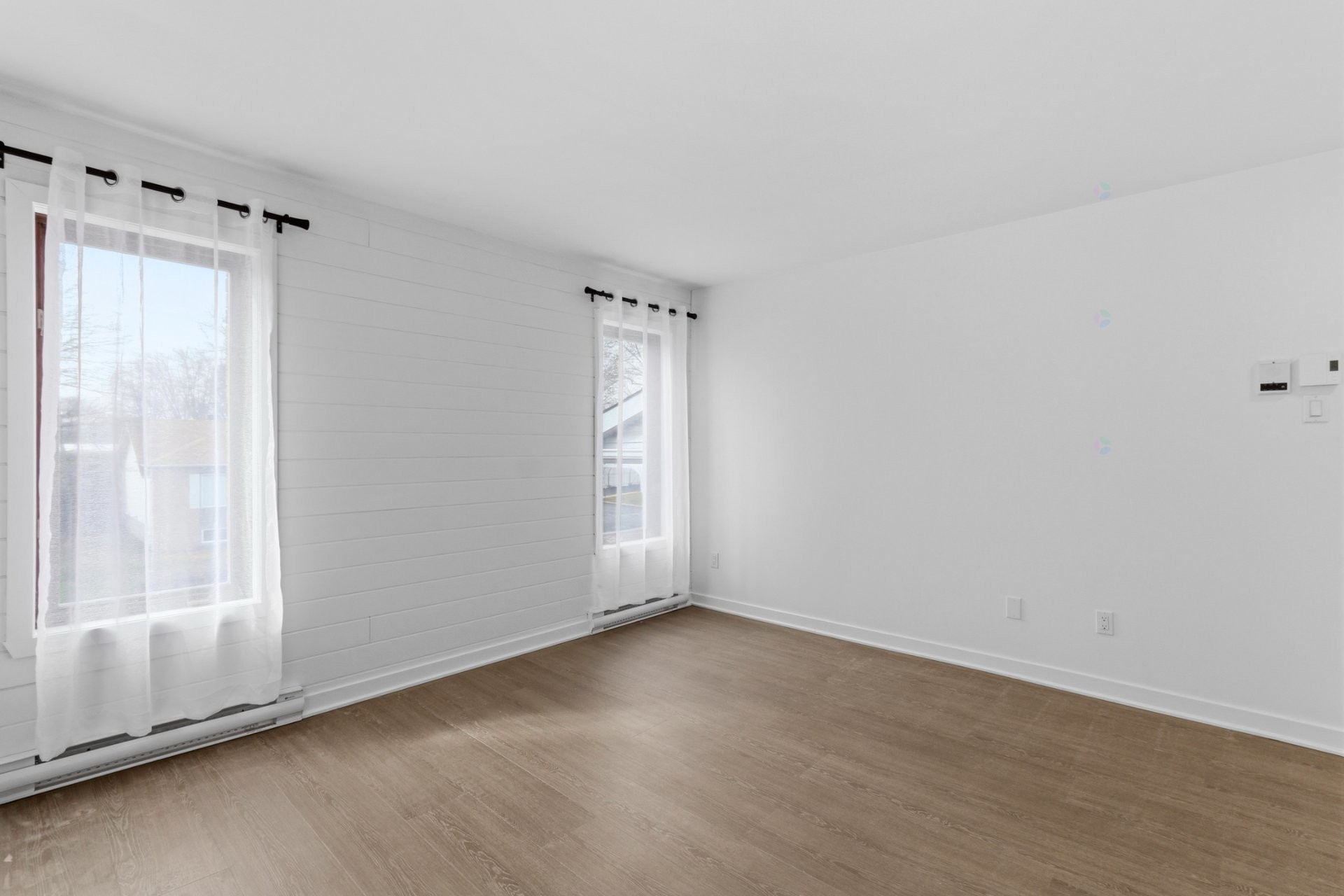 









112


Rue Richelieu

, 4,
Châteauguay,




QC
J6K5C3

