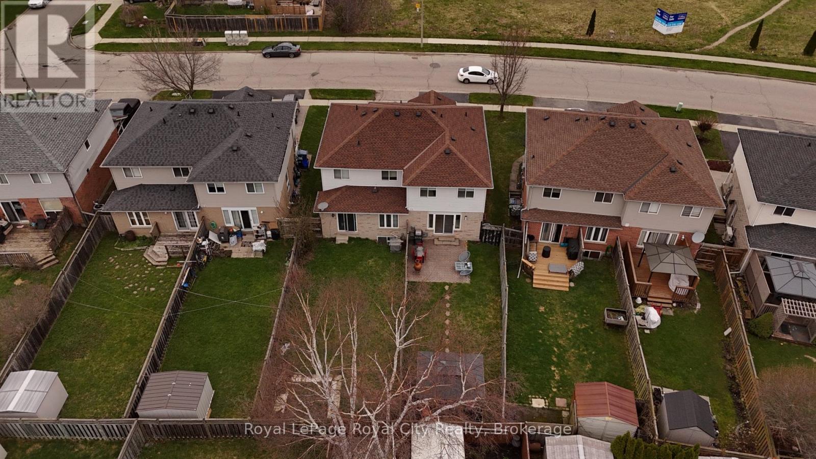 












155 STEPHANIE DRIVE

,
Guelph (Willow West/Sugarbush/West Acres),




Ontario
N1K1X7

