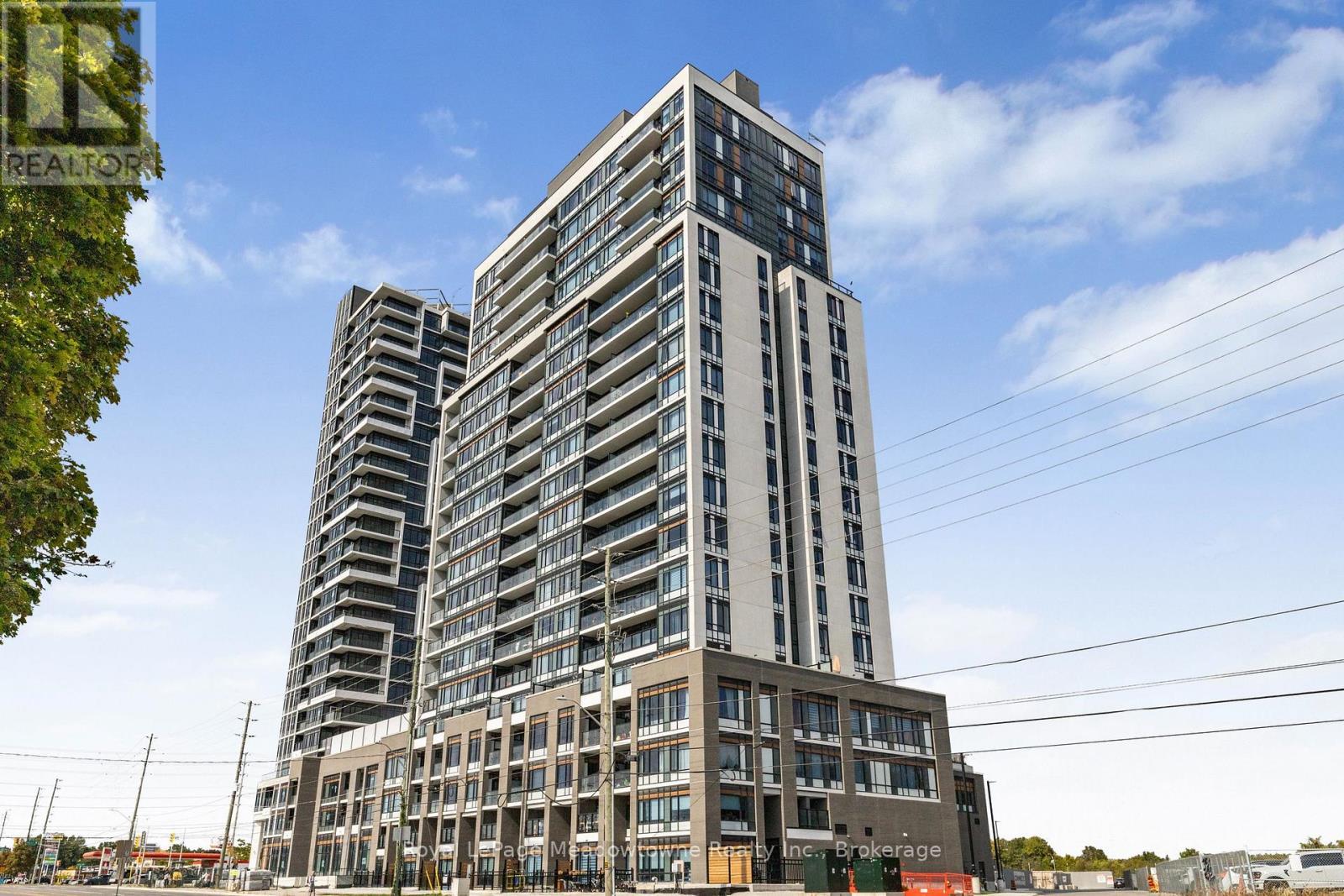 












TH 107 - 8010 DERRY ROAD

,
Milton (CO Coates),




Ontario
L9T2X5


