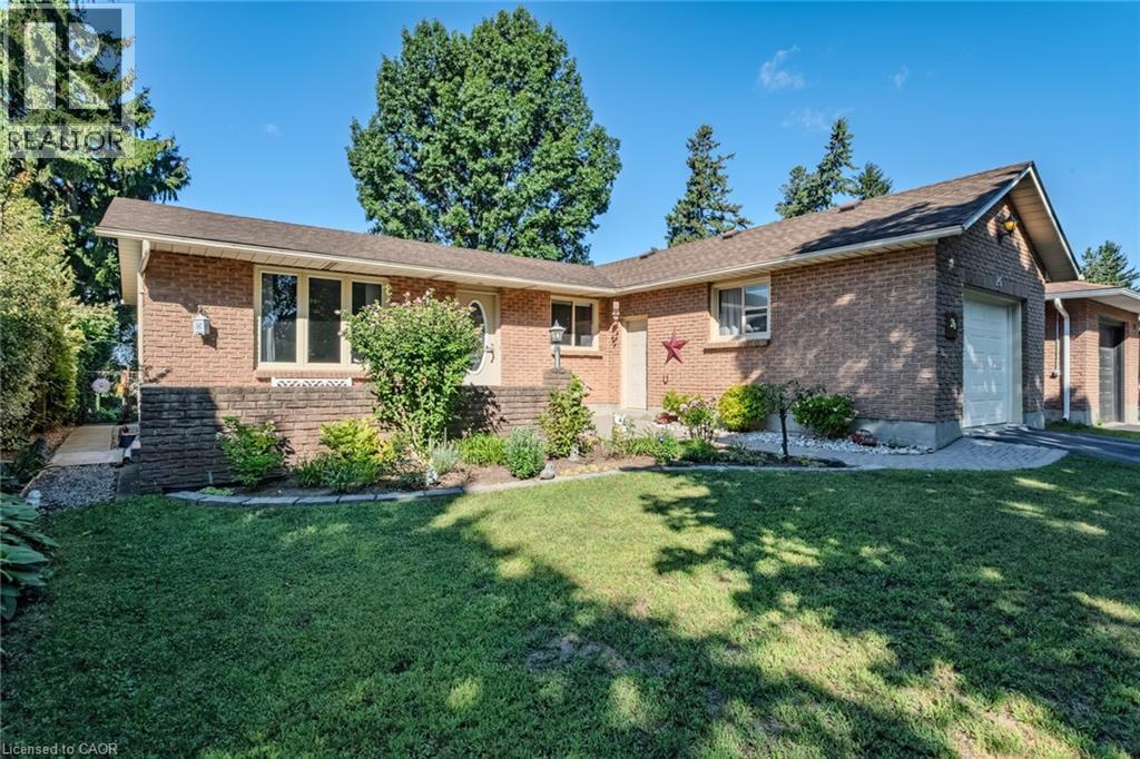 












26 DOUGLAS Avenue

,
Simcoe,




Ontario
N3Y4X4

