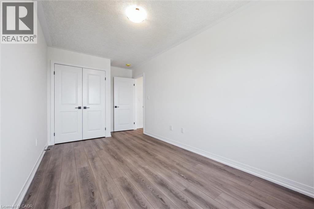 












23 BENNINGER Drive

,
Kitchener,




Ontario
N2E0K4

