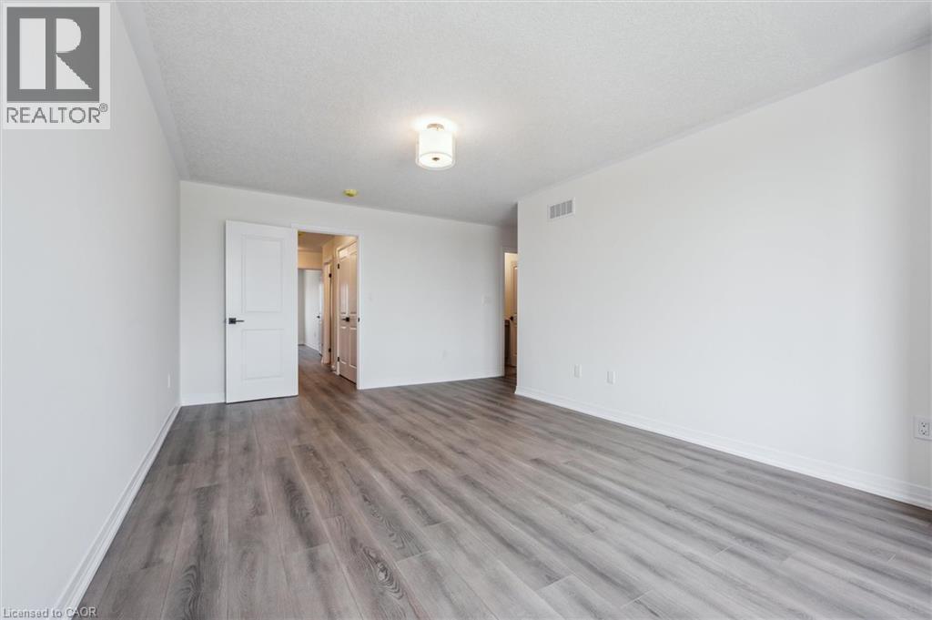 












23 BENNINGER Drive

,
Kitchener,




Ontario
N2E0K4

