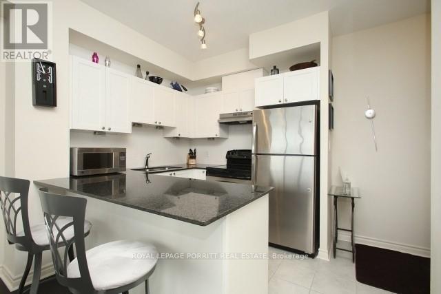 












1109 - 3865 LAKE SHORE BOULEVARD W

,
Toronto,




Ontario
M8W0A2

