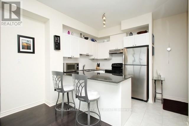 












1109 - 3865 LAKE SHORE BOULEVARD W

,
Toronto,




Ontario
M8W0A2

