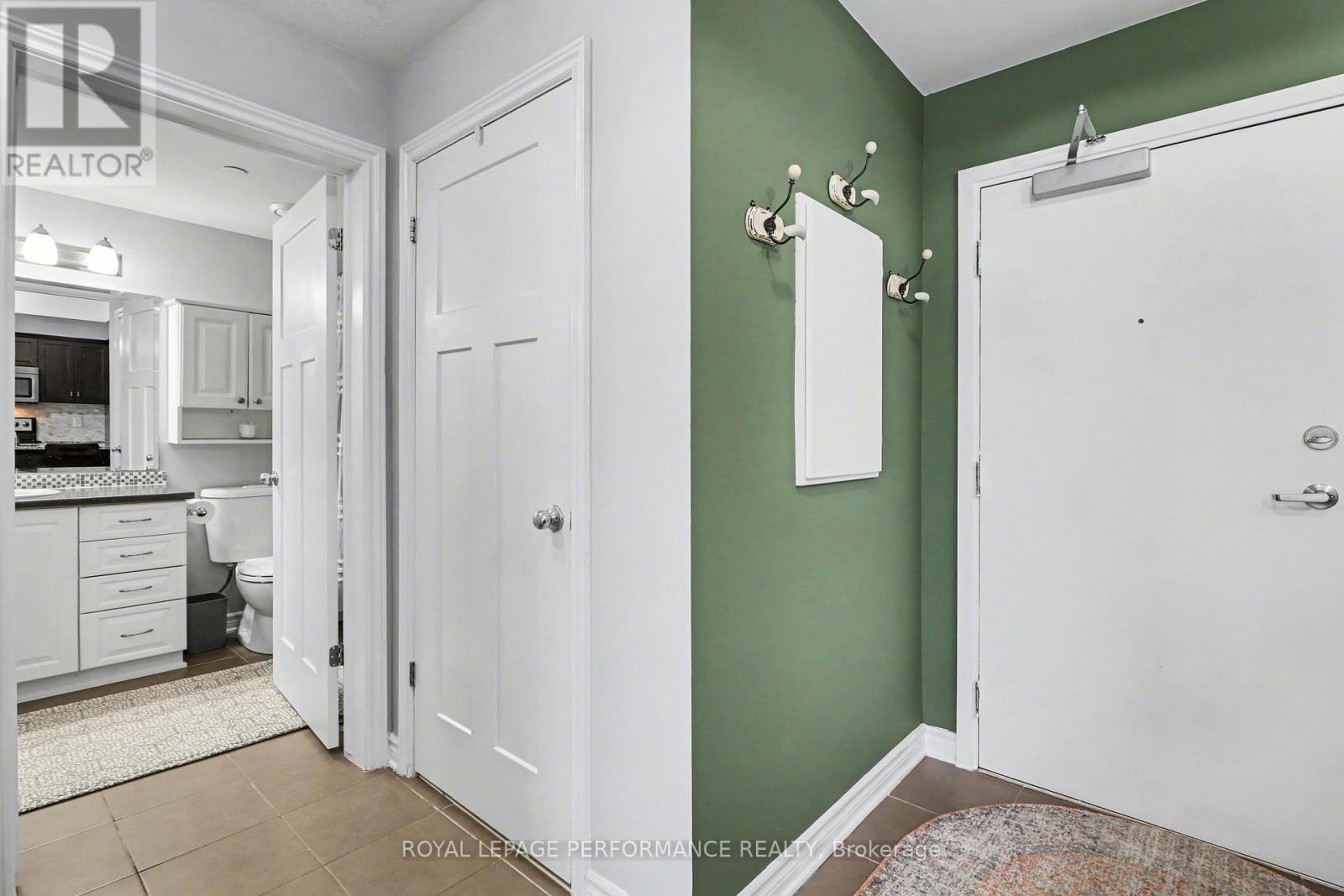 












403 - 120 MONTBLANC PRIVATE

,
Ottawa,




Ontario
K1C0B1

