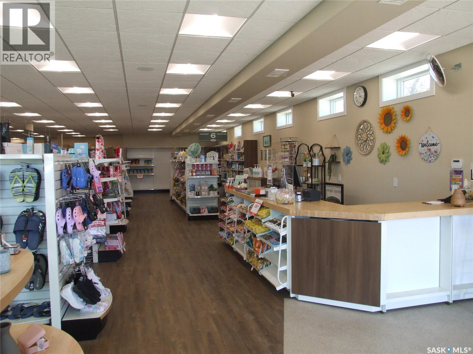 












100 1st AVENUE

,
Leader,




Saskatchewan
S0N1H0

