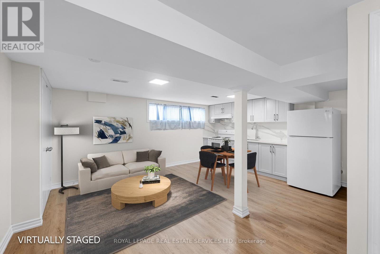












1038 ALEXANDRA AVENUE

,
Mississauga,




Ontario
L5E1Z8

