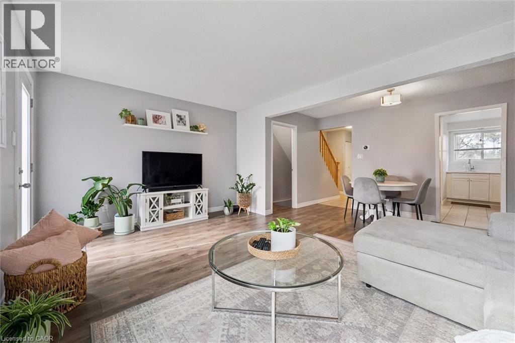 












41 RHONDA Road Unit# 23

,
Guelph,




Ontario
N1H6H1

