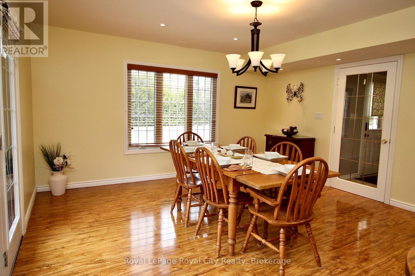 












13 ELGIN STREET

,
Northern Bruce Peninsula,




Ontario
N0H2R0

