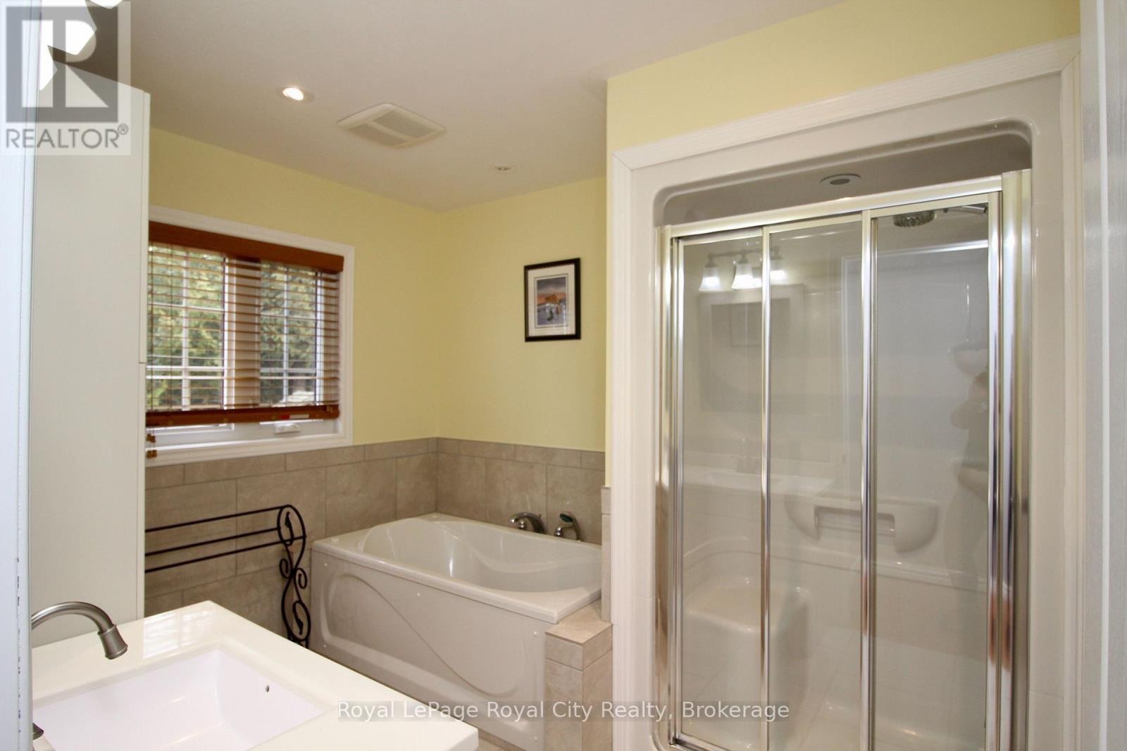












13 ELGIN STREET

,
Northern Bruce Peninsula,




Ontario
N0H2R0

