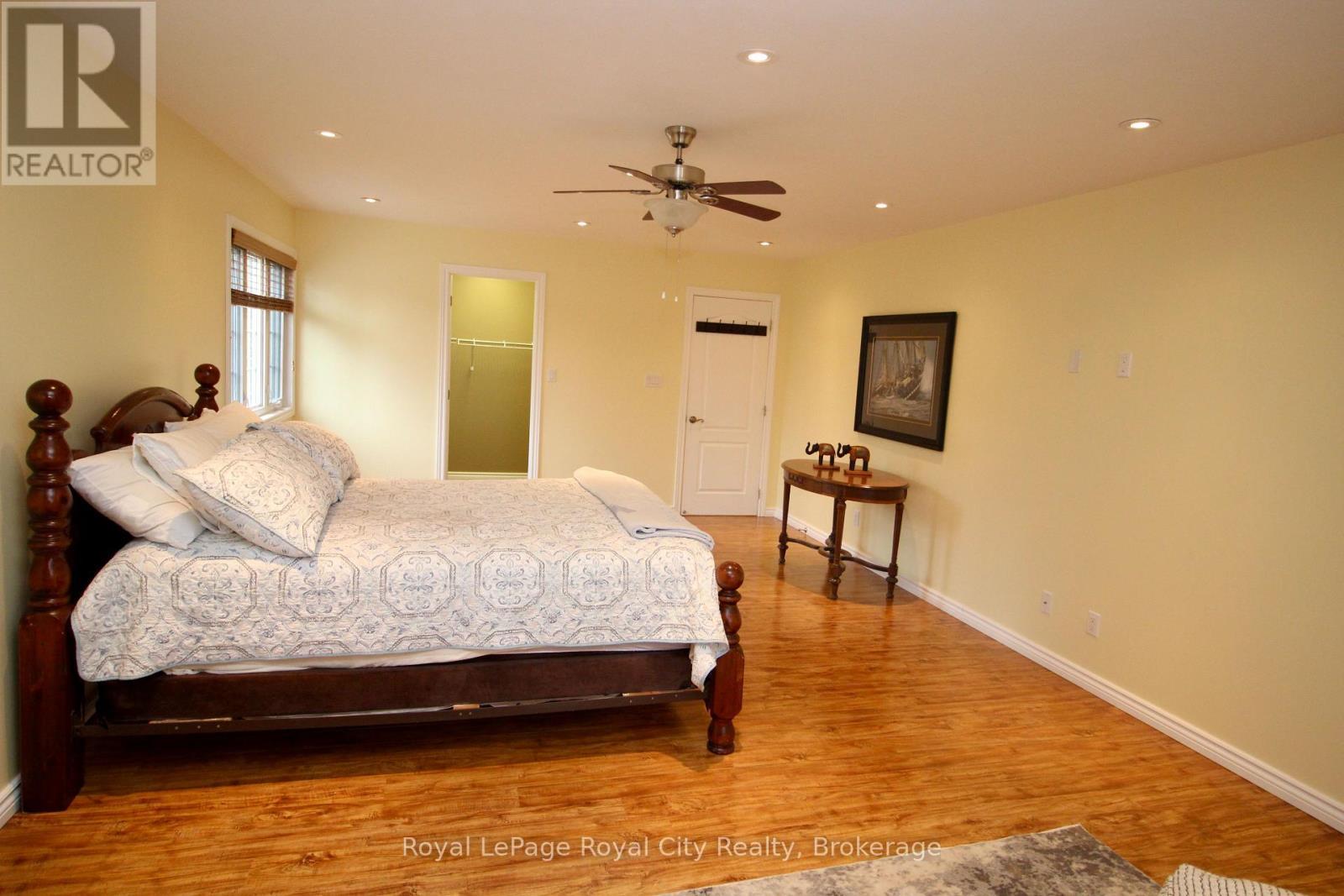 












13 ELGIN STREET

,
Northern Bruce Peninsula,




Ontario
N0H2R0

