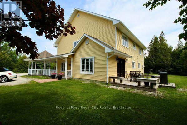 












13 ELGIN STREET

,
Northern Bruce Peninsula,




Ontario
N0H2R0


