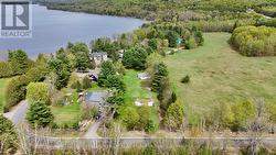 Fantastic location. Walking distance to Maple Lake