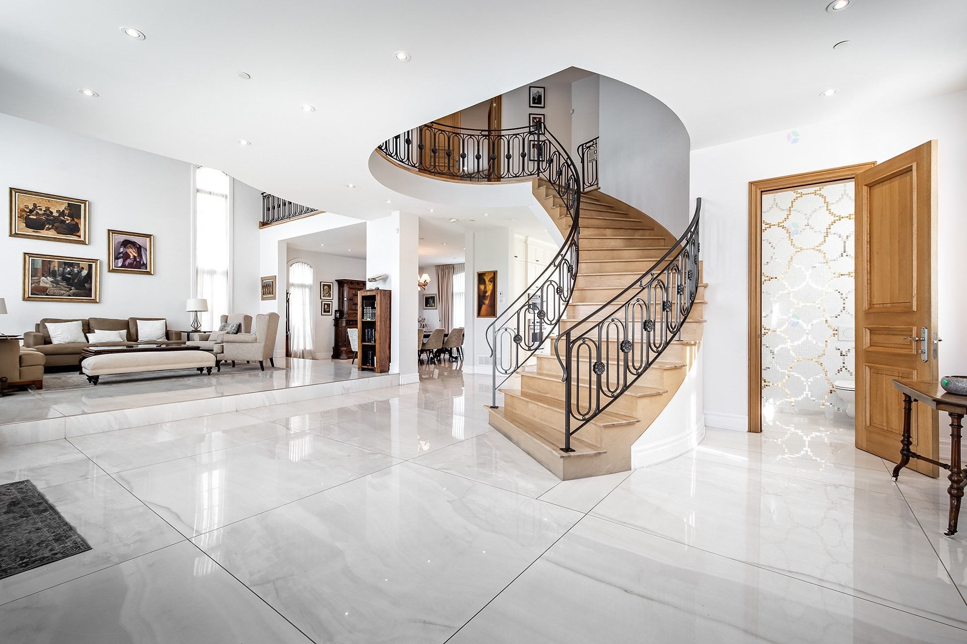 









5763


Ch. Jubilee

,
Côte-Saint-Luc,




QC
H4W0A7

