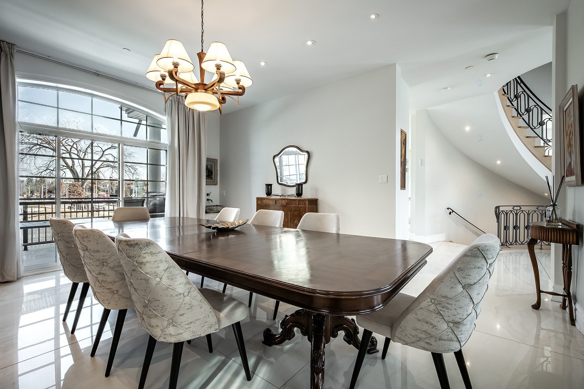 









5763


Ch. Jubilee

,
Côte-Saint-Luc,




QC
H4W0A7

