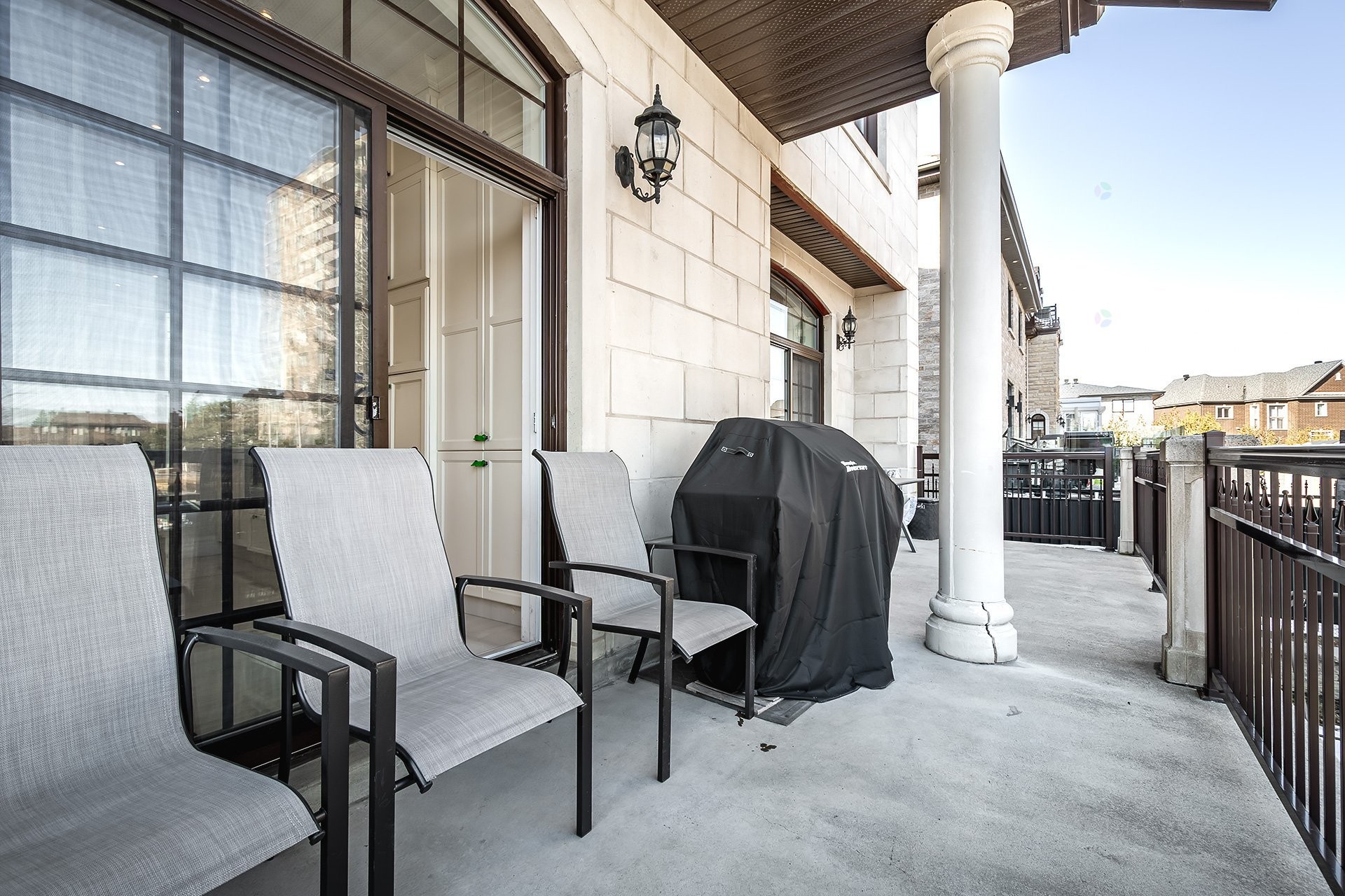 









5763


Ch. Jubilee

,
Côte-Saint-Luc,




QC
H4W0A7

