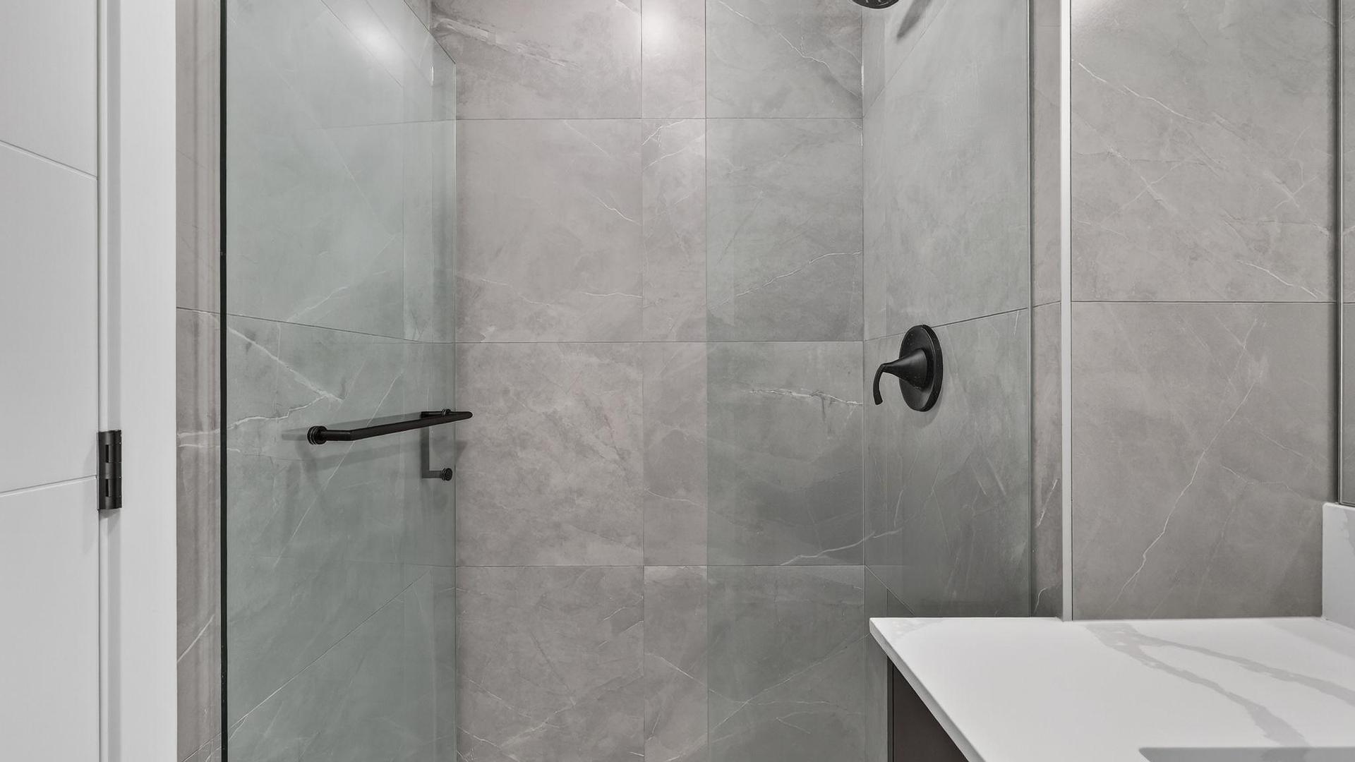 









720


KLO

Road, 418,
Kelowna,




BC
V1Y 4X5

