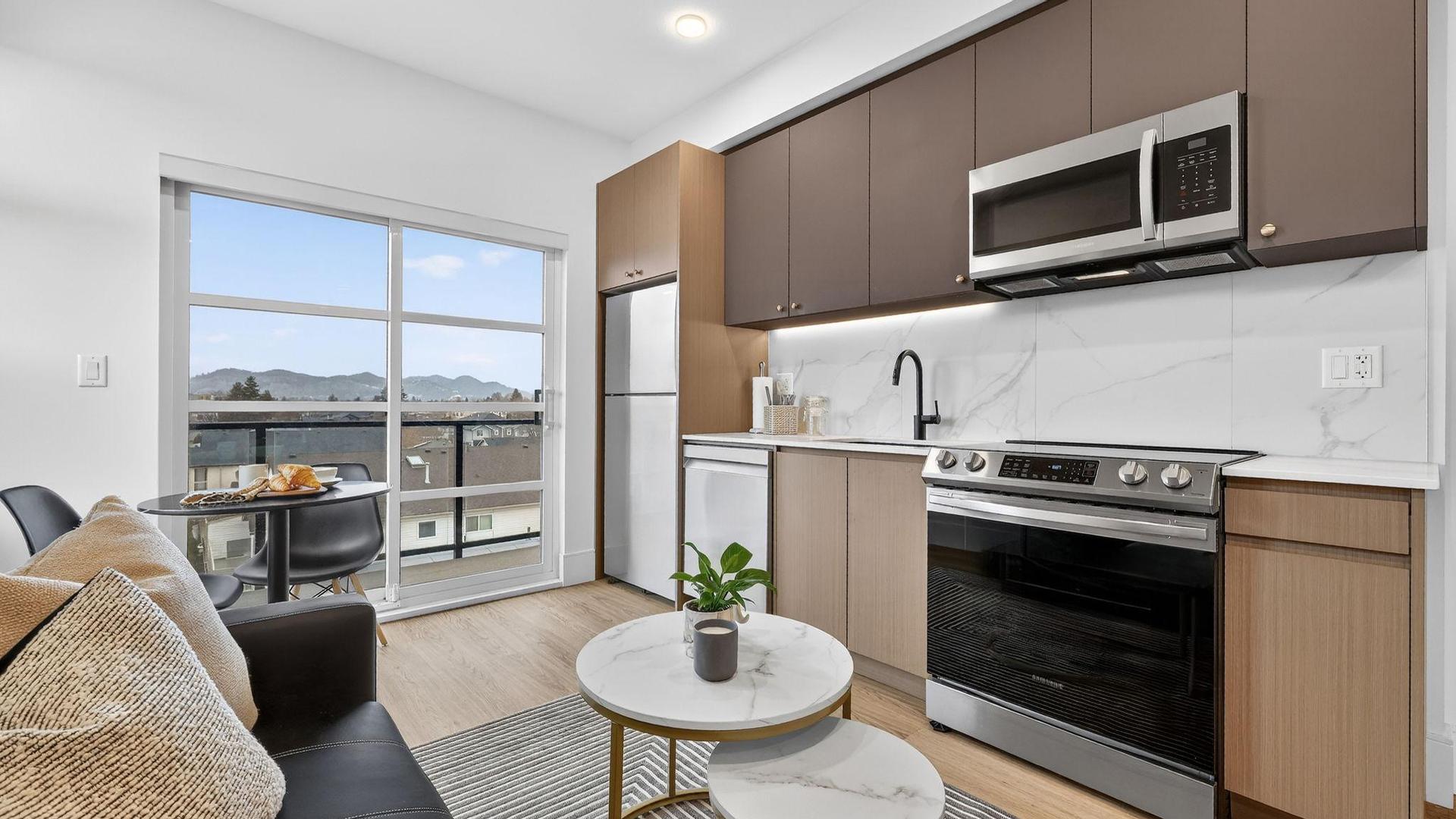 









720


KLO

Road, 418,
Kelowna,




BC
V1Y 4X5


