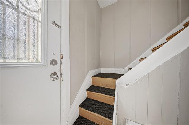 









965


Alfred

AVE,
Winnipeg,




MB
R2X 0V1

