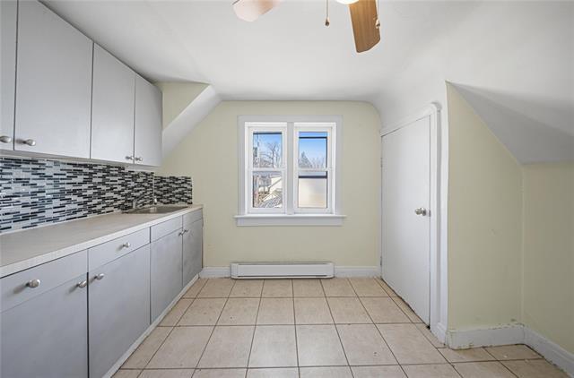 









965


Alfred

AVE,
Winnipeg,




MB
R2X 0V1

