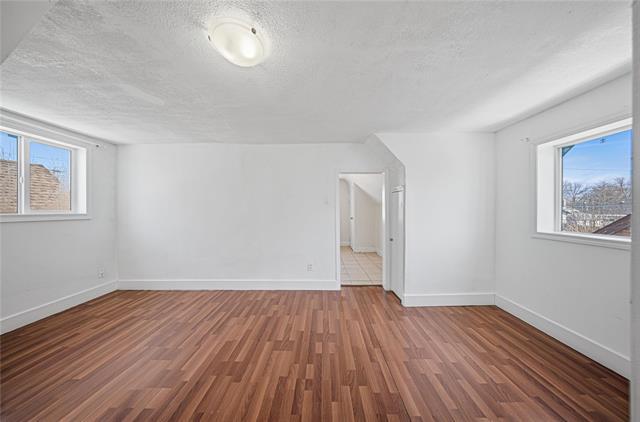 









965


Alfred

AVE,
Winnipeg,




MB
R2X 0V1

