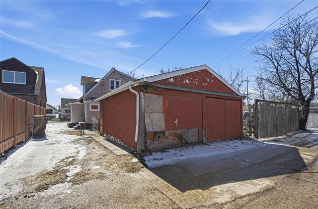 









965


Alfred

AVE,
Winnipeg,




MB
R2X 0V1

