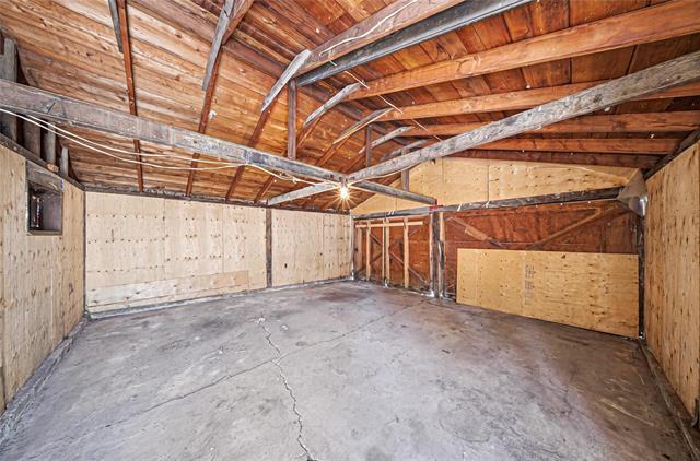 









965


Alfred

AVE,
Winnipeg,




MB
R2X 0V1

