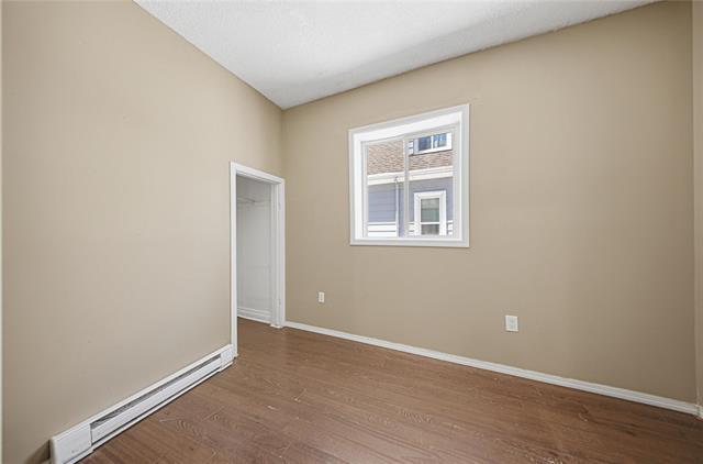 









965


Alfred

AVE,
Winnipeg,




MB
R2X 0V1

