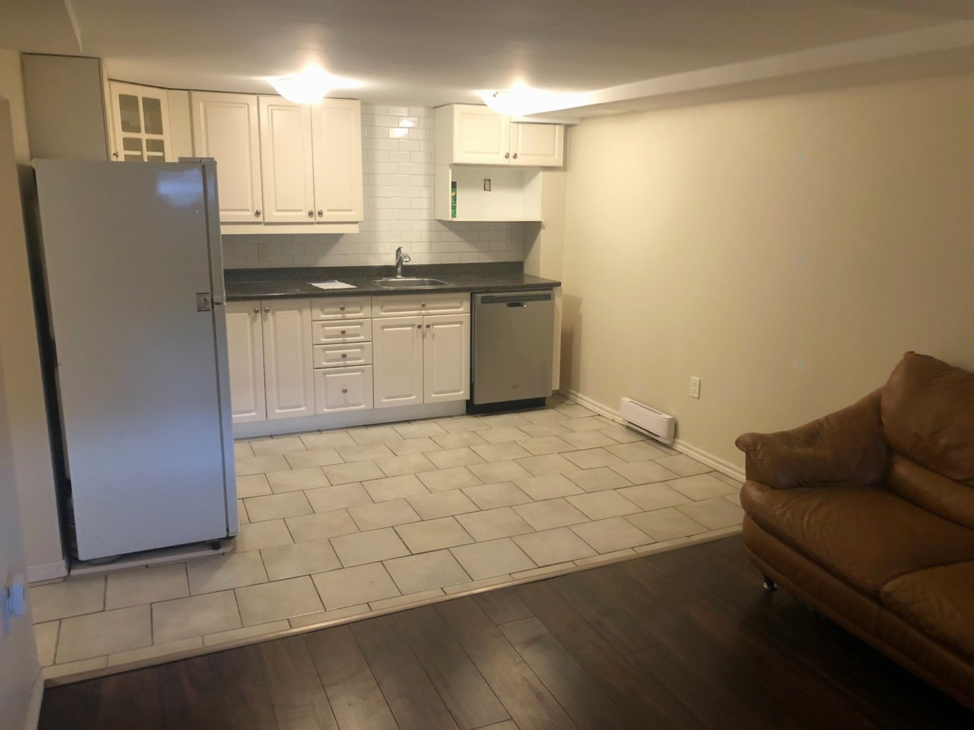 









31

 - 41


47e Avenue

,
Montréal (Lachine),




QC
H8T2P4

