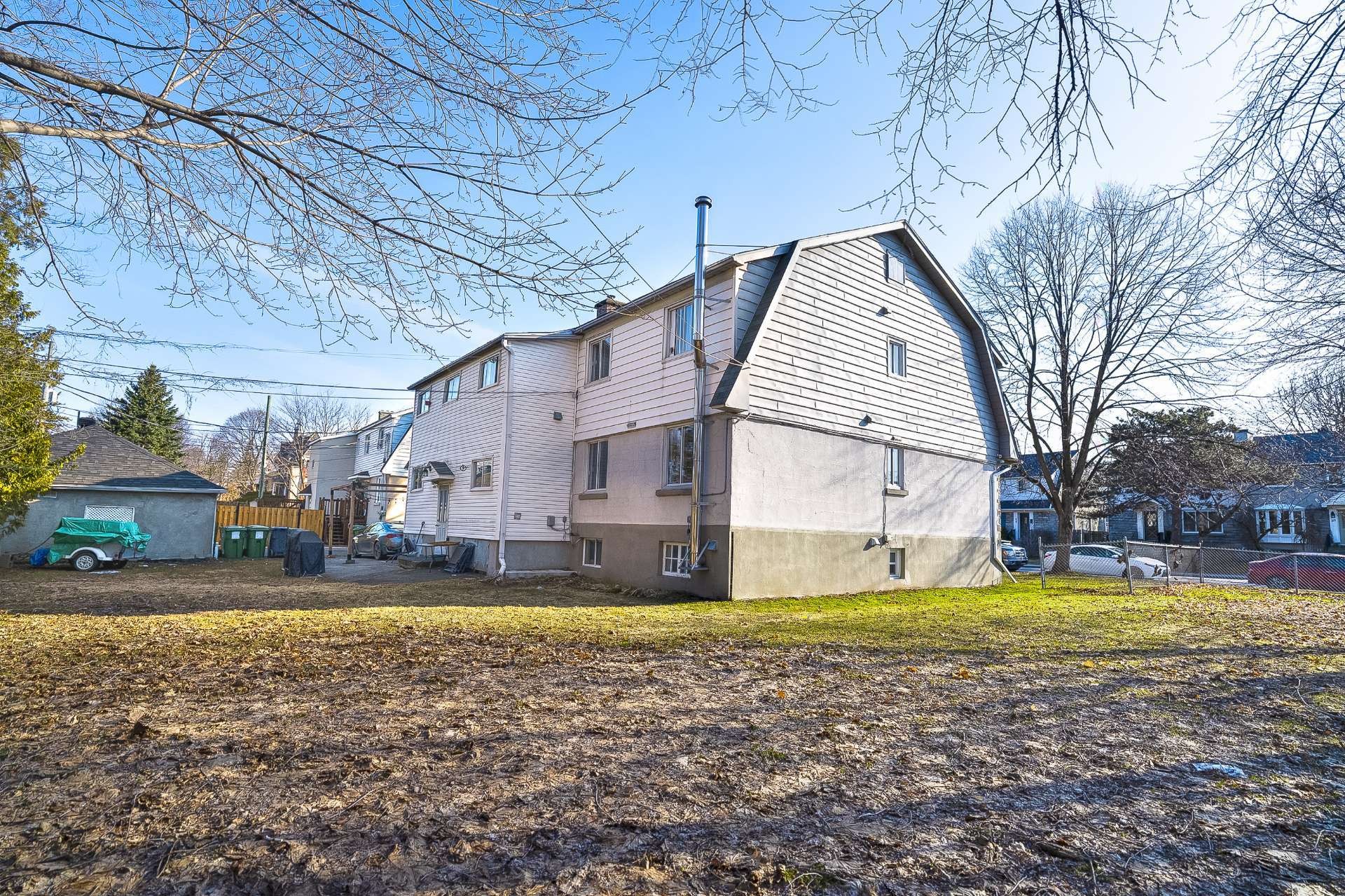 









31

 - 41


47e Avenue

,
Montréal (Lachine),




QC
H8T2P4

