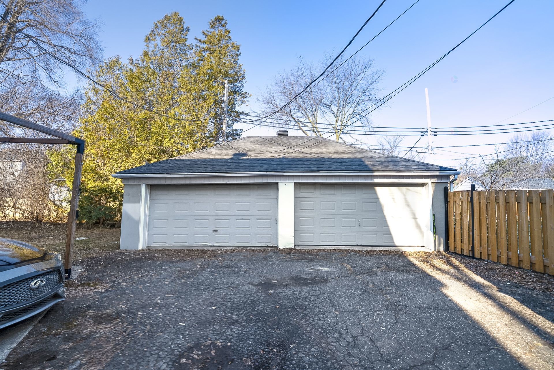 









31

 - 41


47e Avenue

,
Montréal (Lachine),




QC
H8T2P4

