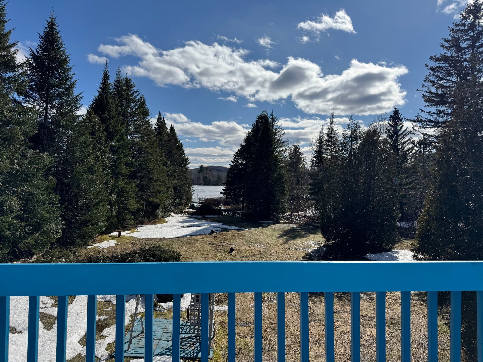 









1406


Route du Lac-Pierre-Paul

,
Saint-Tite,




QC
G0X3H0

