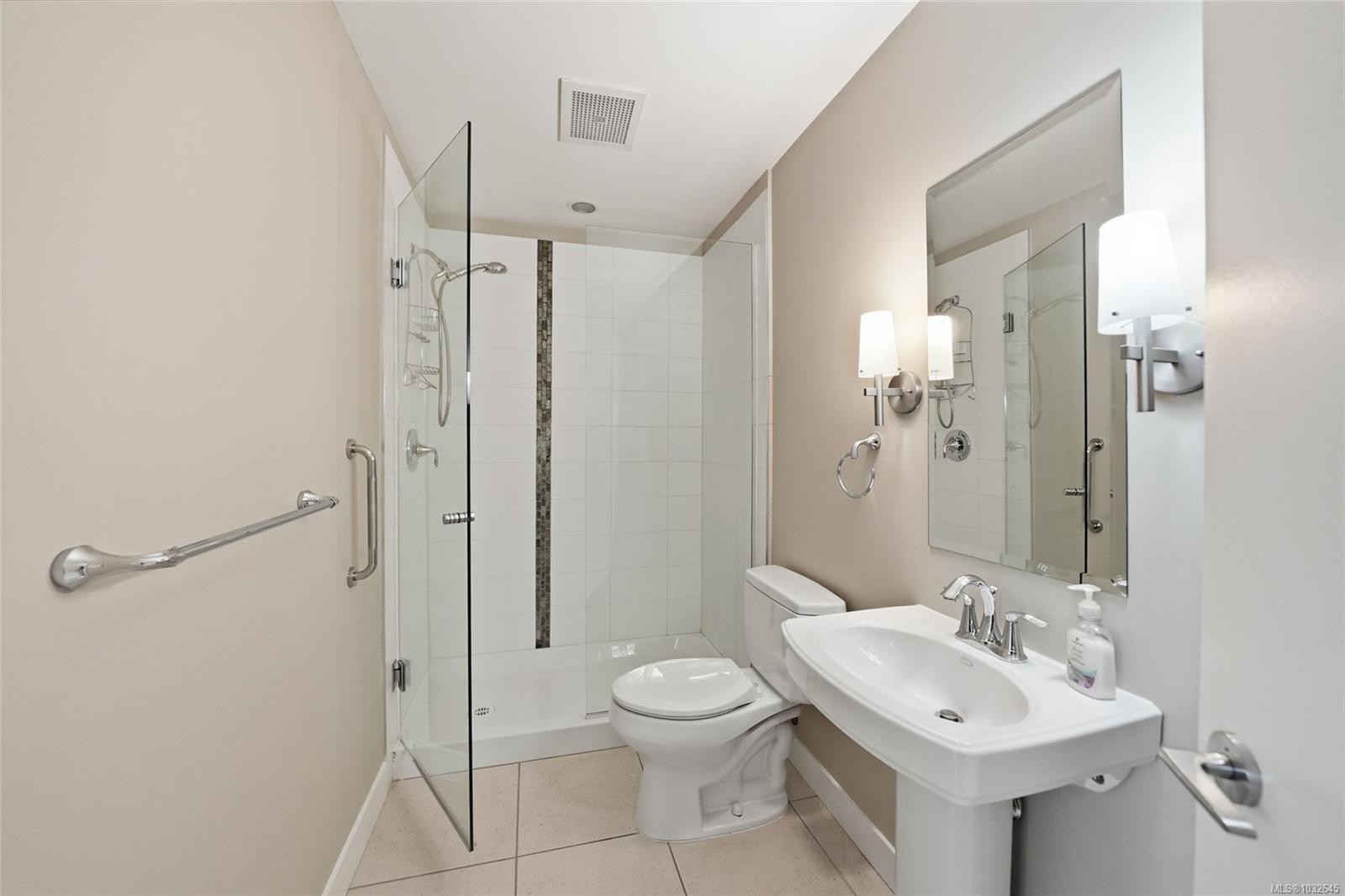 









1325


Cape Cod

Dr, 101,
Parksville,




BC
V9P 2Y8

