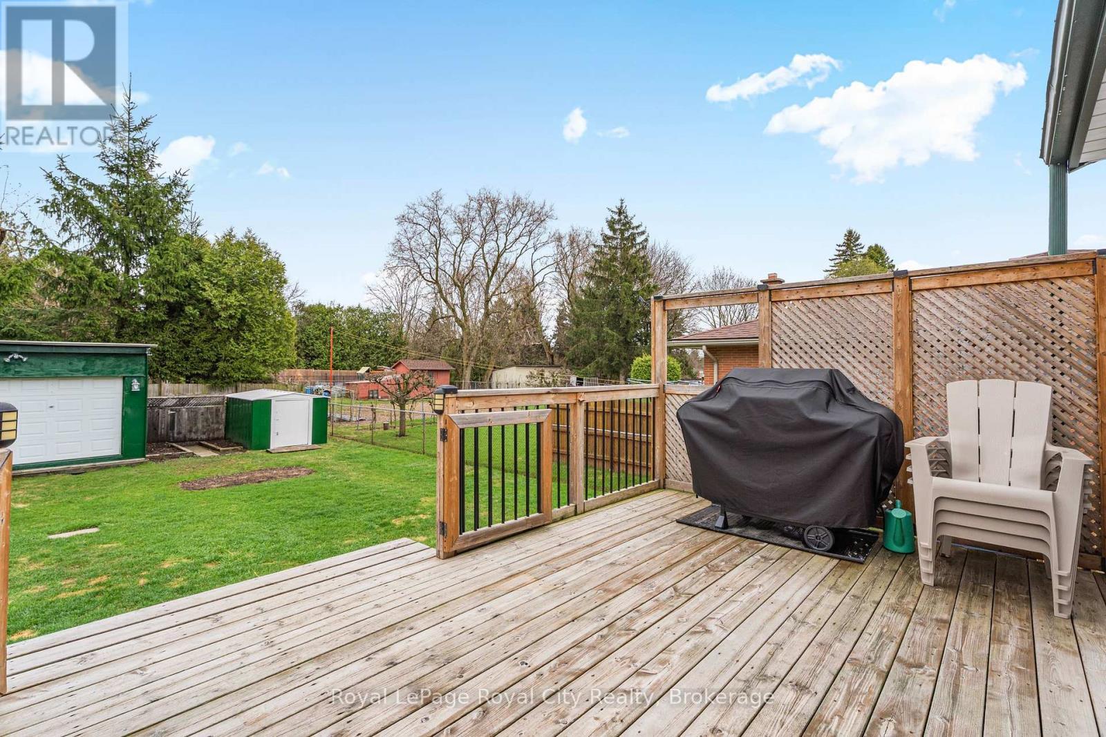 












513 SPEEDVALE AVENUE E

,
Guelph (Victoria North),




Ontario
N1E1P5

