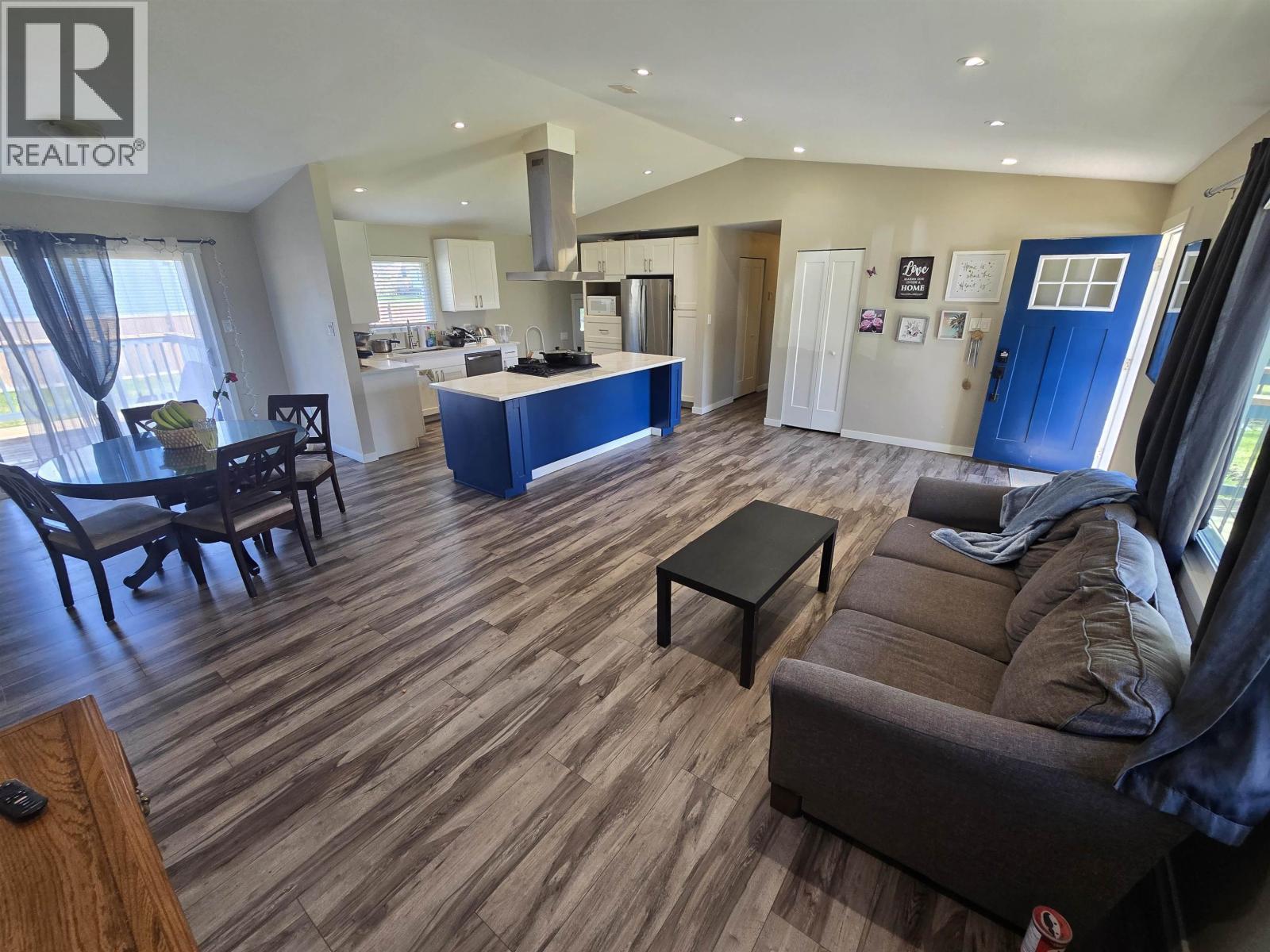 












4930 WALSH AVENUE

,
Terrace,




British Columbia
V8G1Z2


