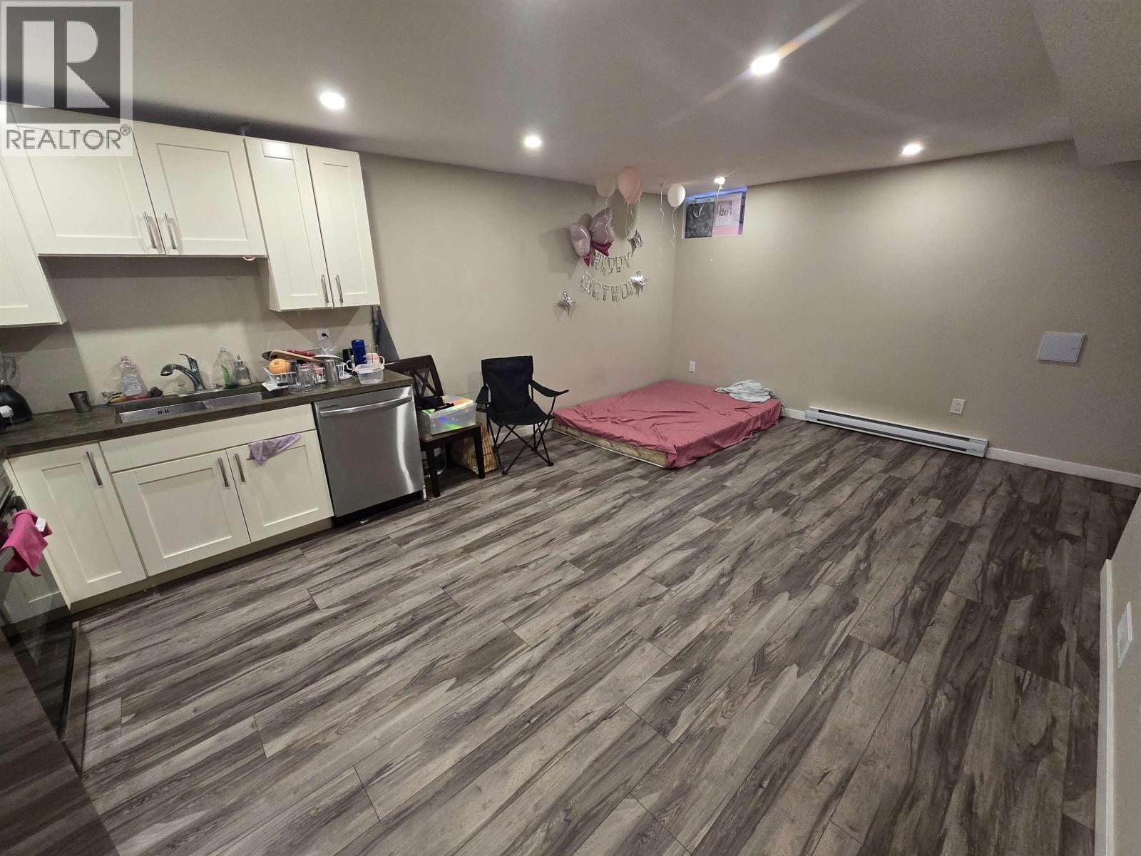 












4930 WALSH AVENUE

,
Terrace,




British Columbia
V8G1Z2

