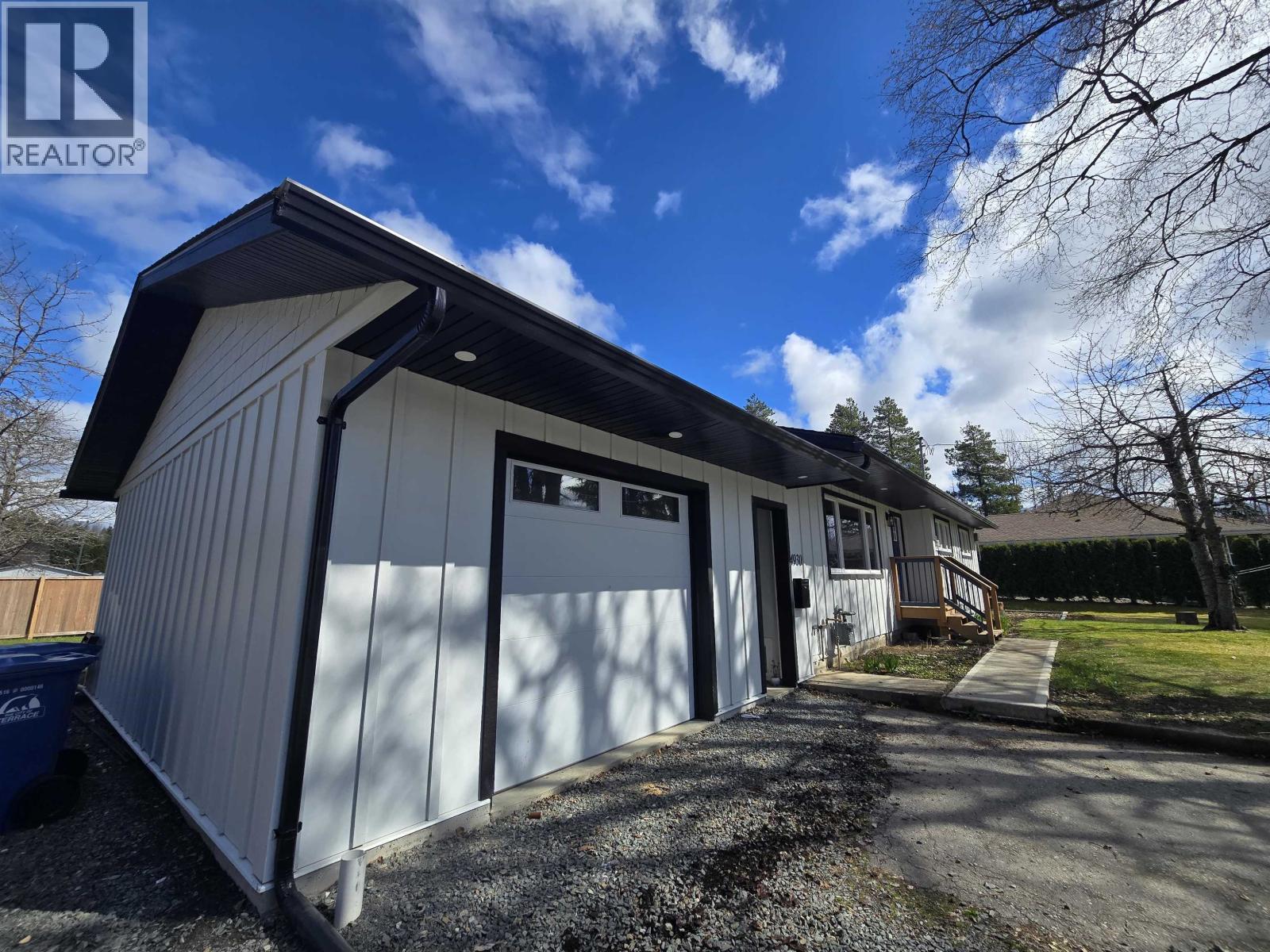 












4930 WALSH AVENUE

,
Terrace,




British Columbia
V8G1Z2

