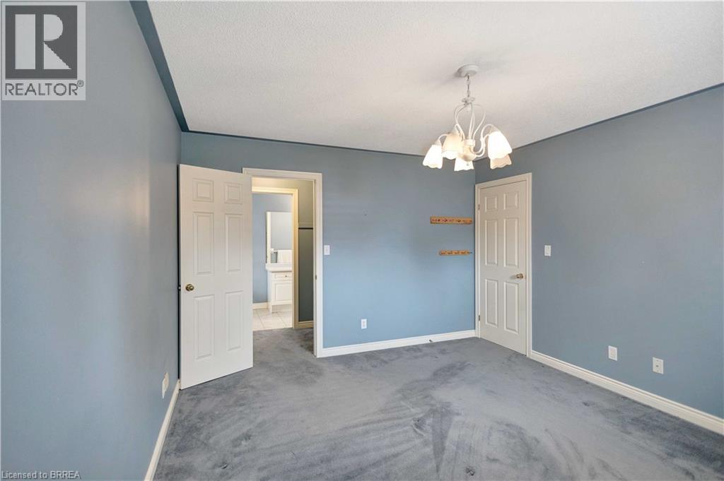 












44 TRILLIUM Way

,
Brantford,




Ontario
N3R7T8

