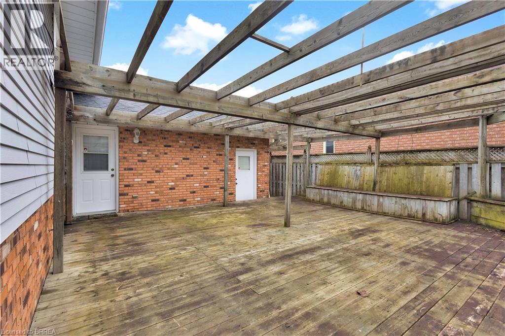 












44 TRILLIUM Way

,
Brantford,




Ontario
N3R7T8

