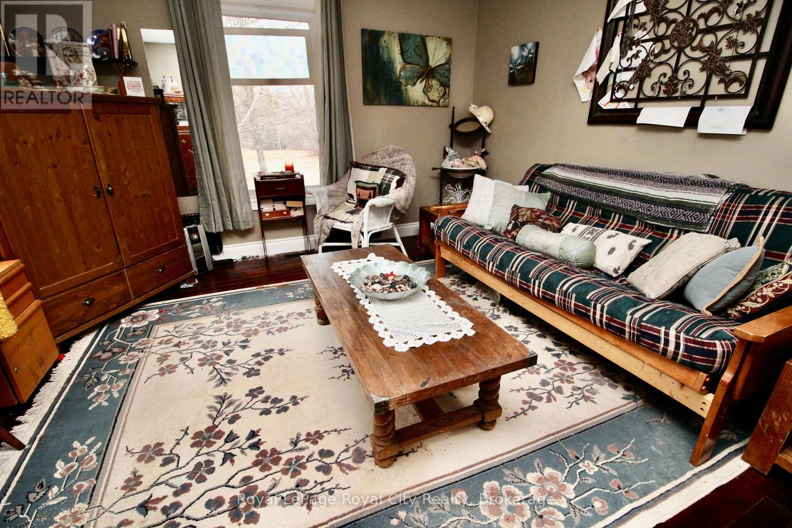 












192 MCARTHUR ROAD

,
Northern Bruce Peninsula,




Ontario
N0H2R0

