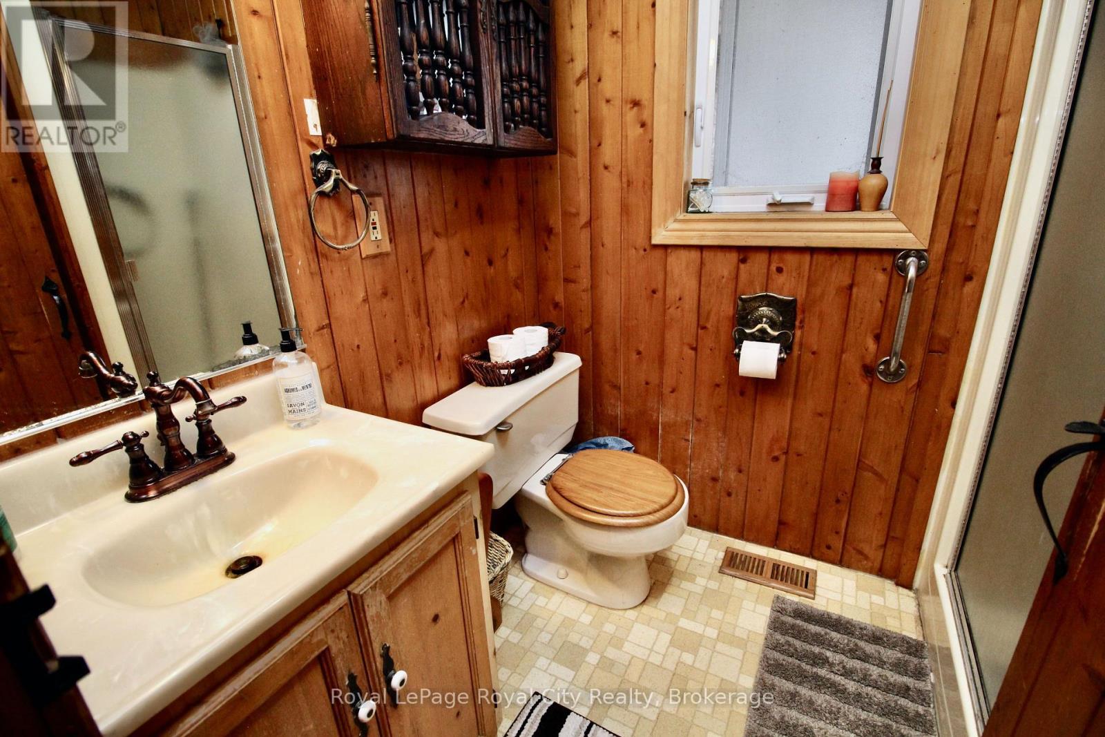 












192 MCARTHUR ROAD

,
Northern Bruce Peninsula,




Ontario
N0H2R0

