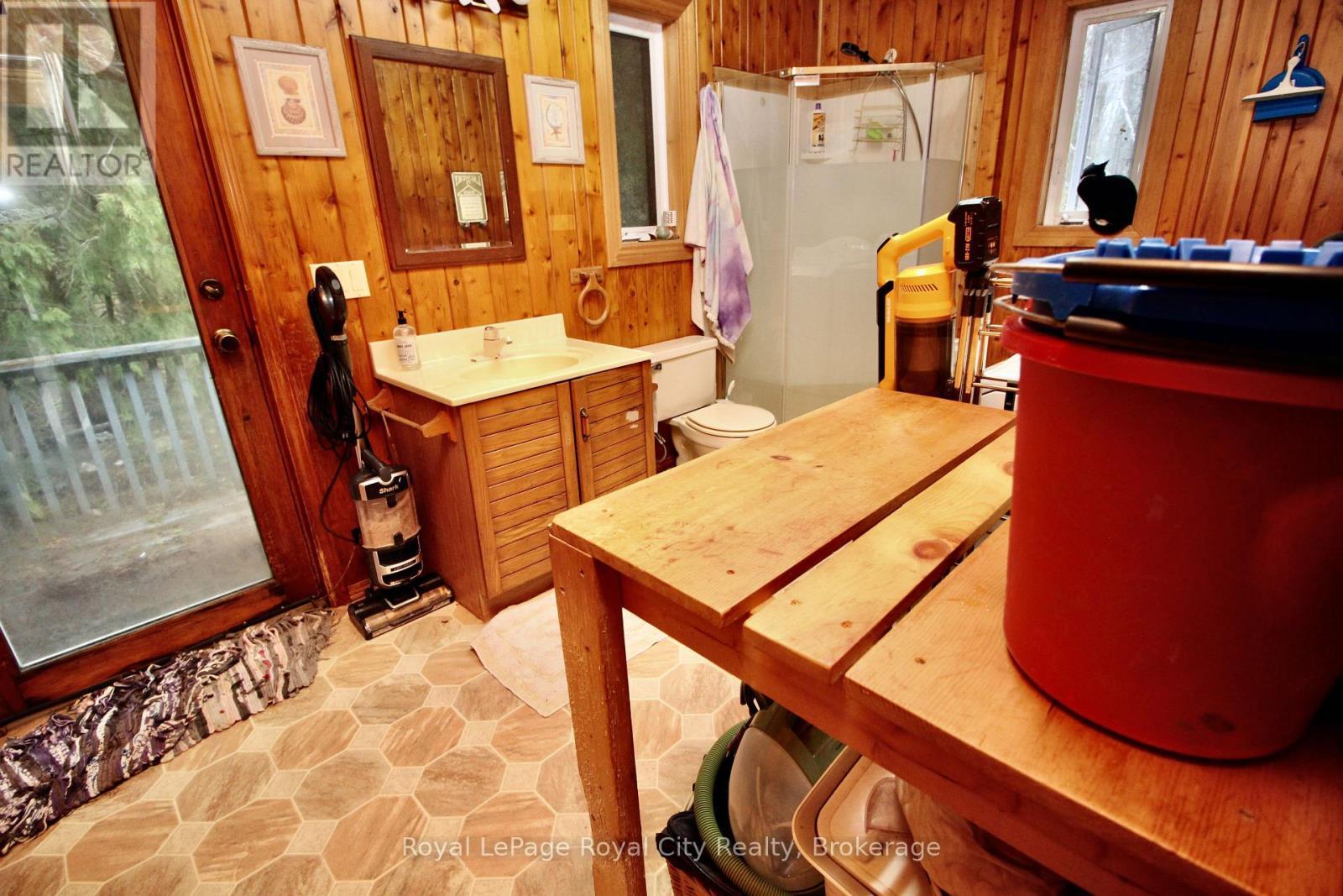 












192 MCARTHUR ROAD

,
Northern Bruce Peninsula,




Ontario
N0H2R0

