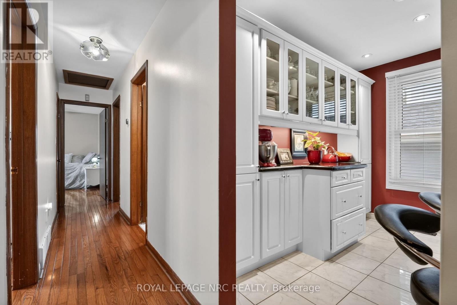












7438 PETRULLO COURT

,
Niagara Falls (West Wood),




Ontario
L2H2K4

