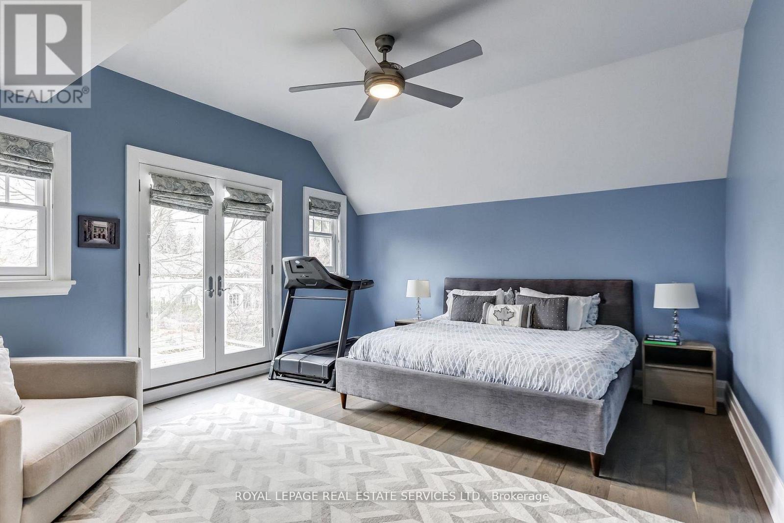 












34 LAMBETH ROAD

,
Toronto,




Ontario
M9A2Y7

