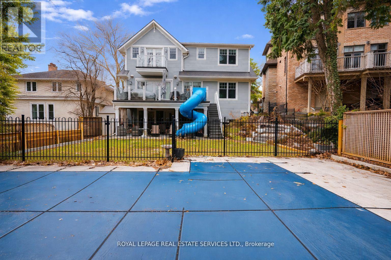 












34 LAMBETH ROAD

,
Toronto,




Ontario
M9A2Y7

