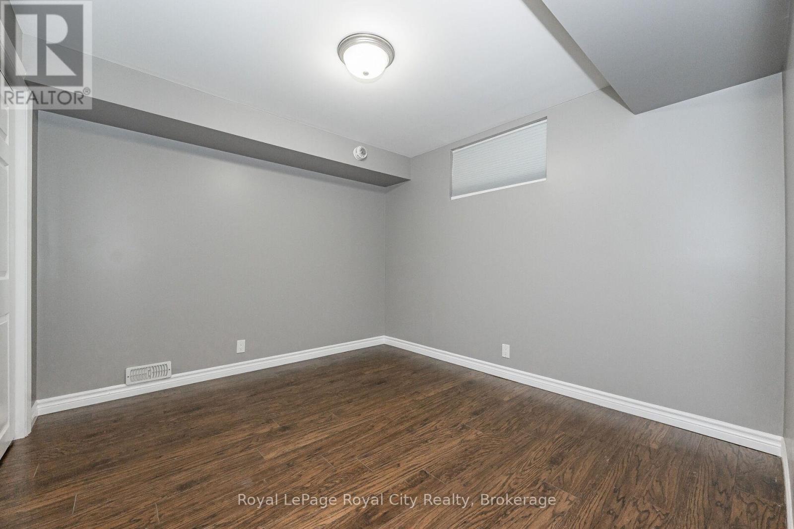 












161 HADATI ROAD

,
Guelph (Grange Road),




Ontario
N1E6N3

