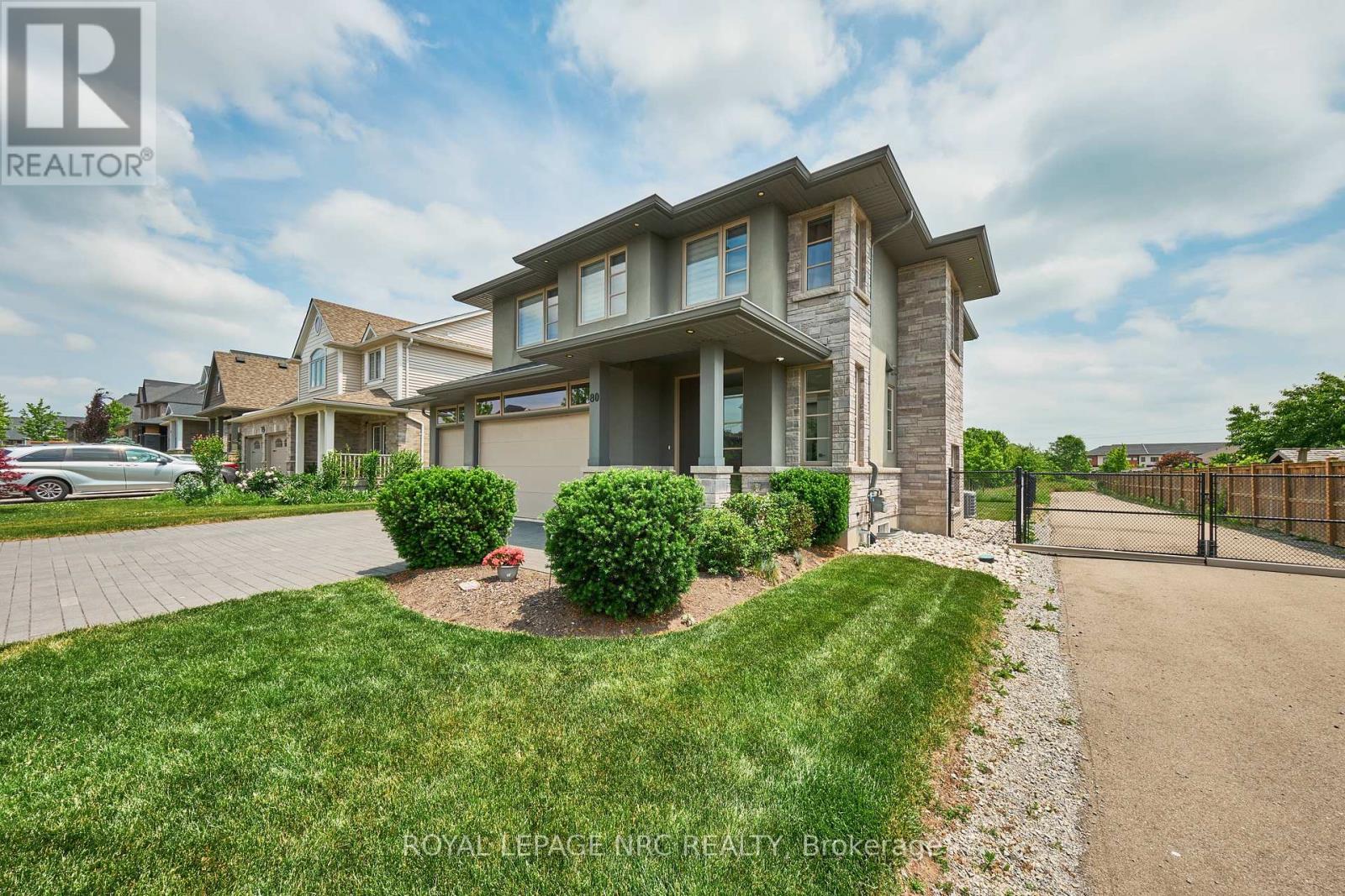 












80 DAYS AVENUE

,
Thorold (Hurricane/Merrittville),




Ontario
L2V0E6


